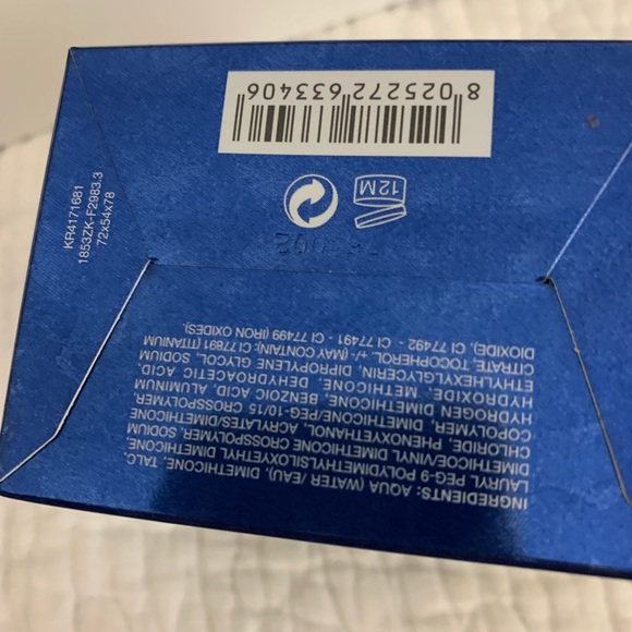 KIKO Milano fall 2.0 Foundation Neutral  Gold 120 - Picture 3 of 7